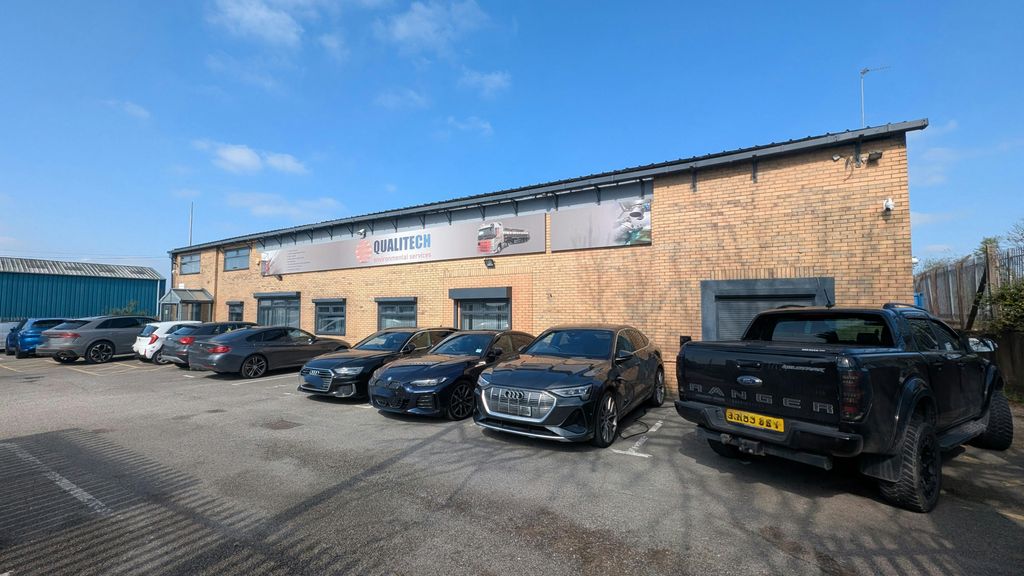 Property photo 3 of 5 Pxl_20250424_093732137 Copy.Jpg