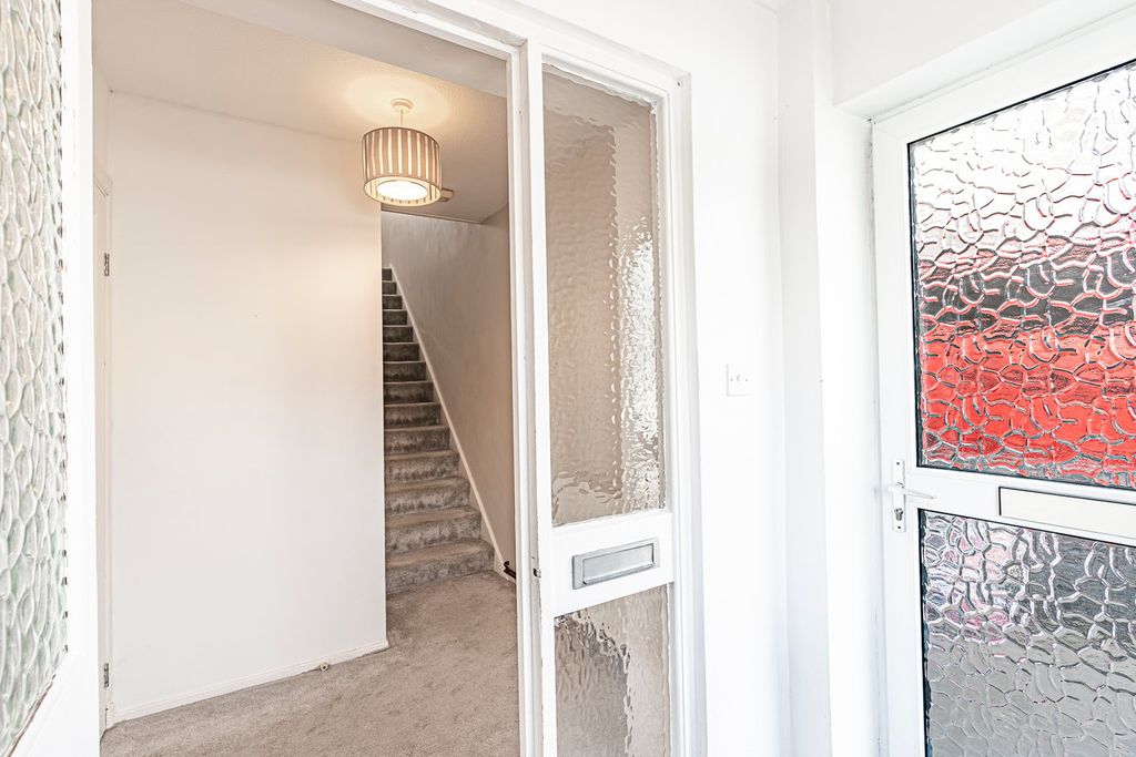 Property photo 3 of 30