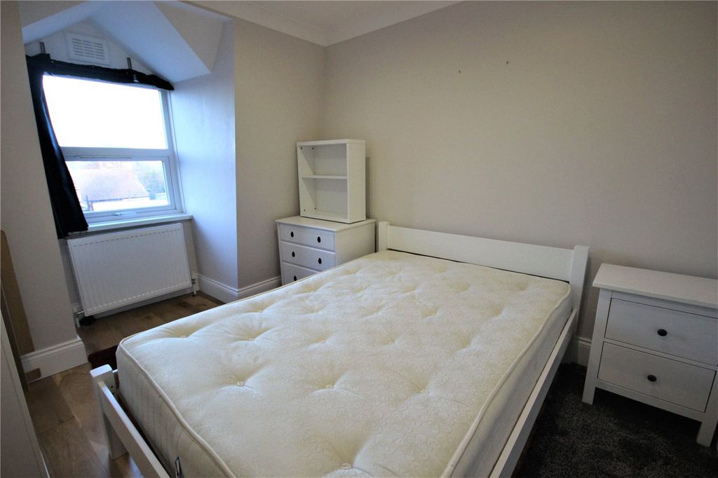 Property photo 3 of 6 Picture No. 05