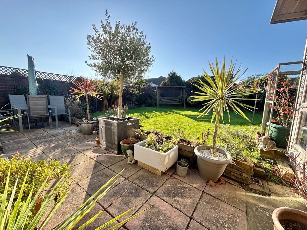 Property photo 2 of 13