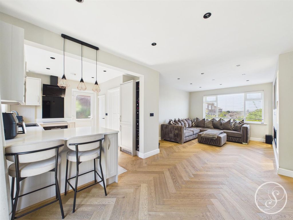 Property photo 2 of 34 Open Plan Lounge/Diner/Kitchen