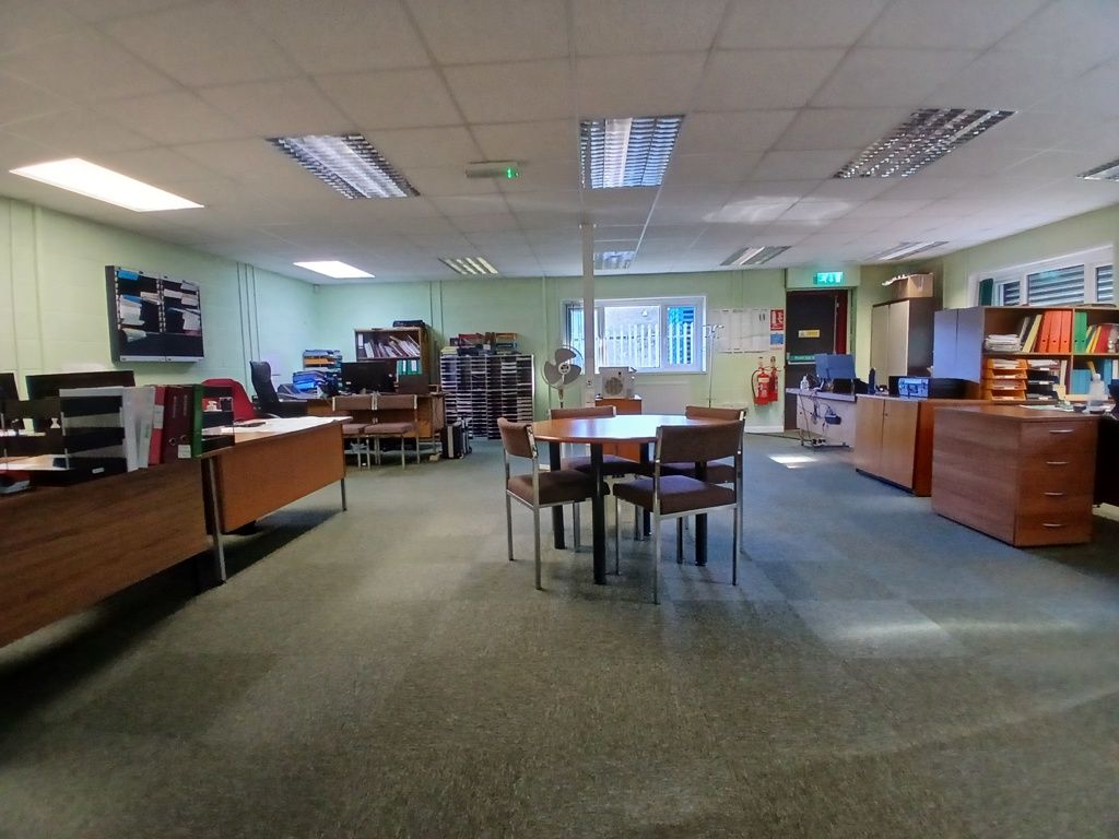 Property photo 2 of 15 Photo 11