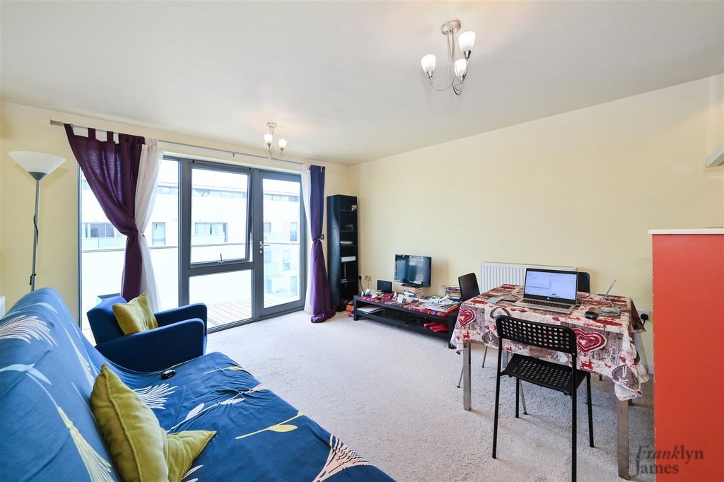Property photo 1 of 13 Vickerys-Wharf (2).Jpg