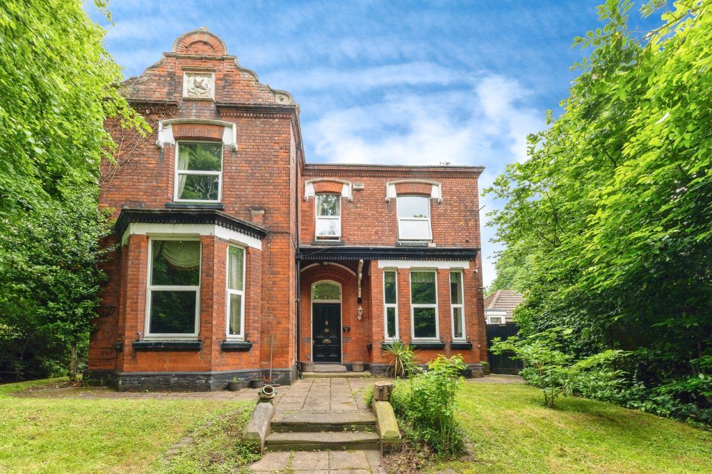 Property photo 1 of 20