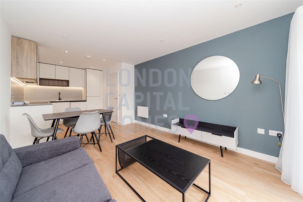 Property photo 3 of 14 2Sep2495.Jpg
