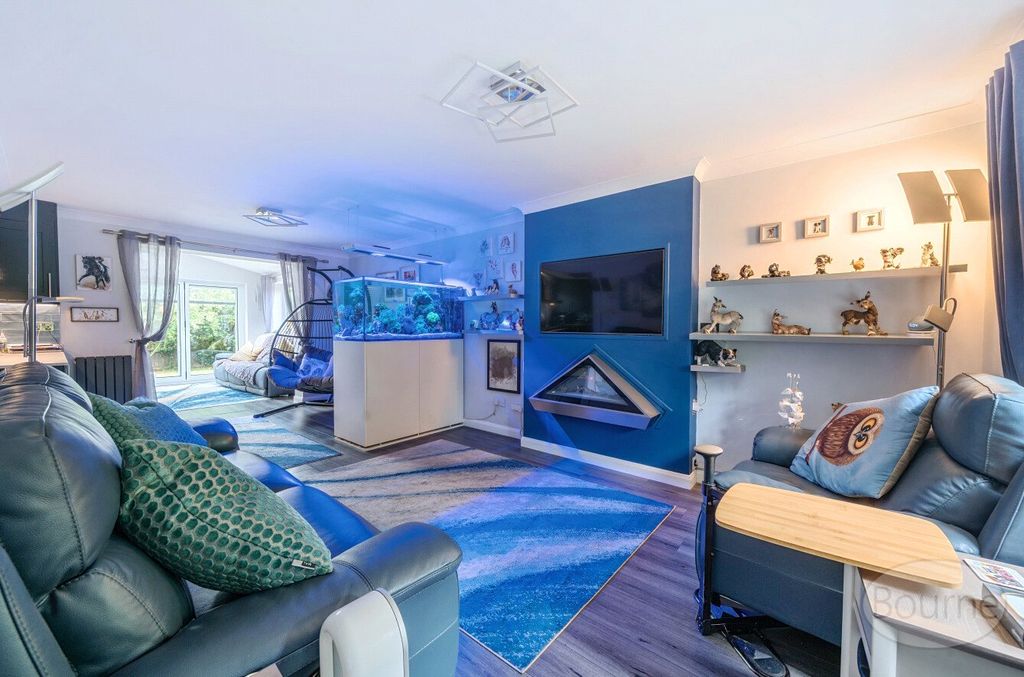 Property photo 2 of 24 Picture No. 51