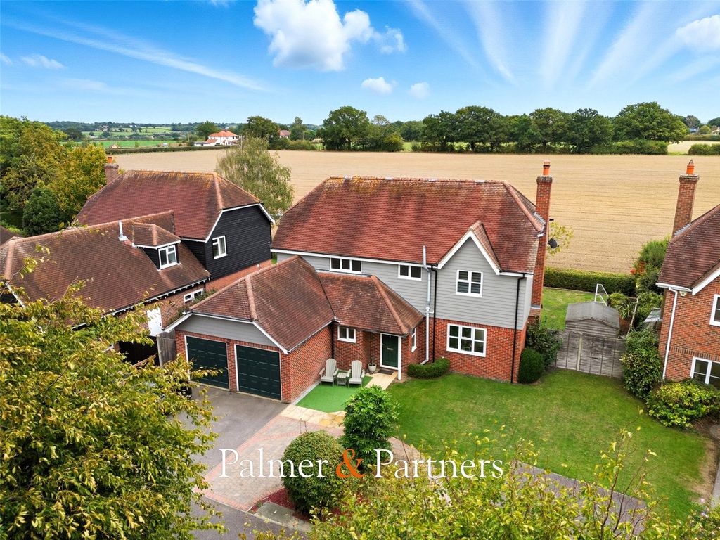 Property photo 1 of 36 Picture No. 12