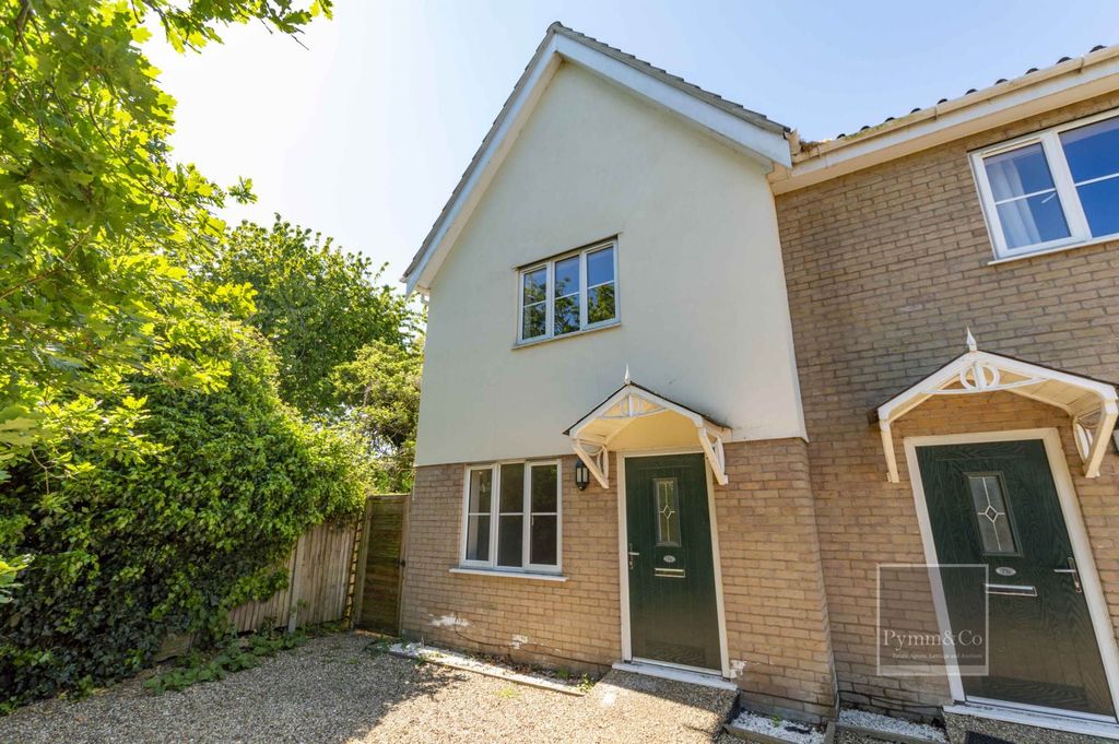 Property photo 2 of 11