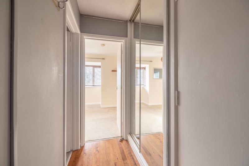 Property photo 2 of 7 Photo 2