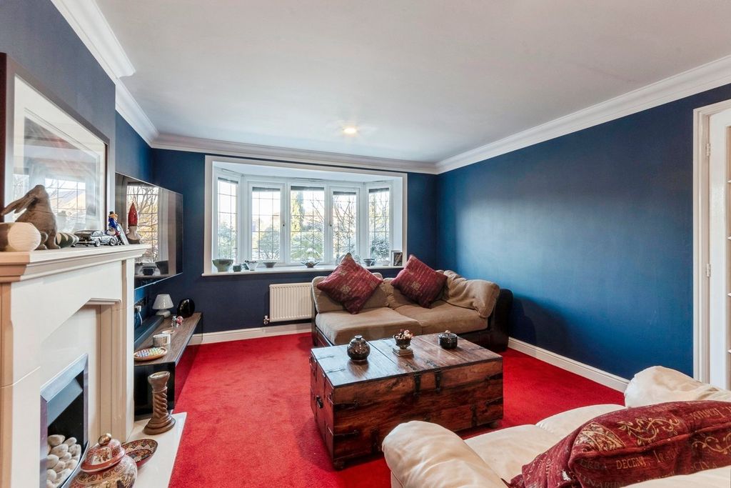 Property photo 3 of 20