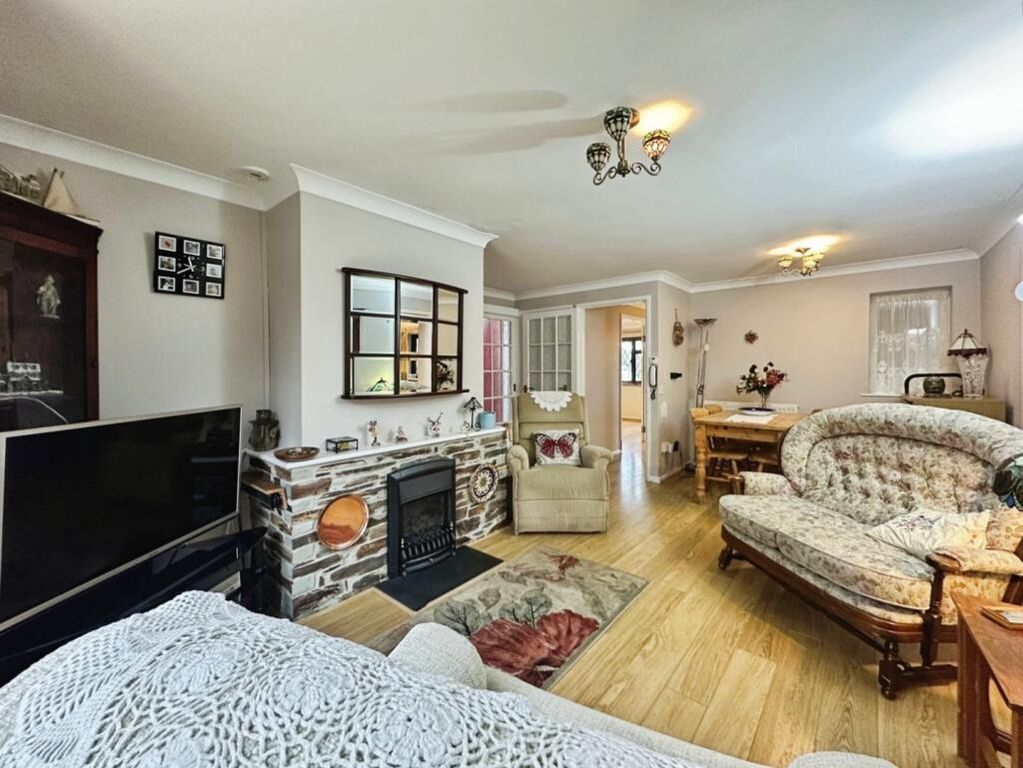 Property photo 3 of 24 4859722