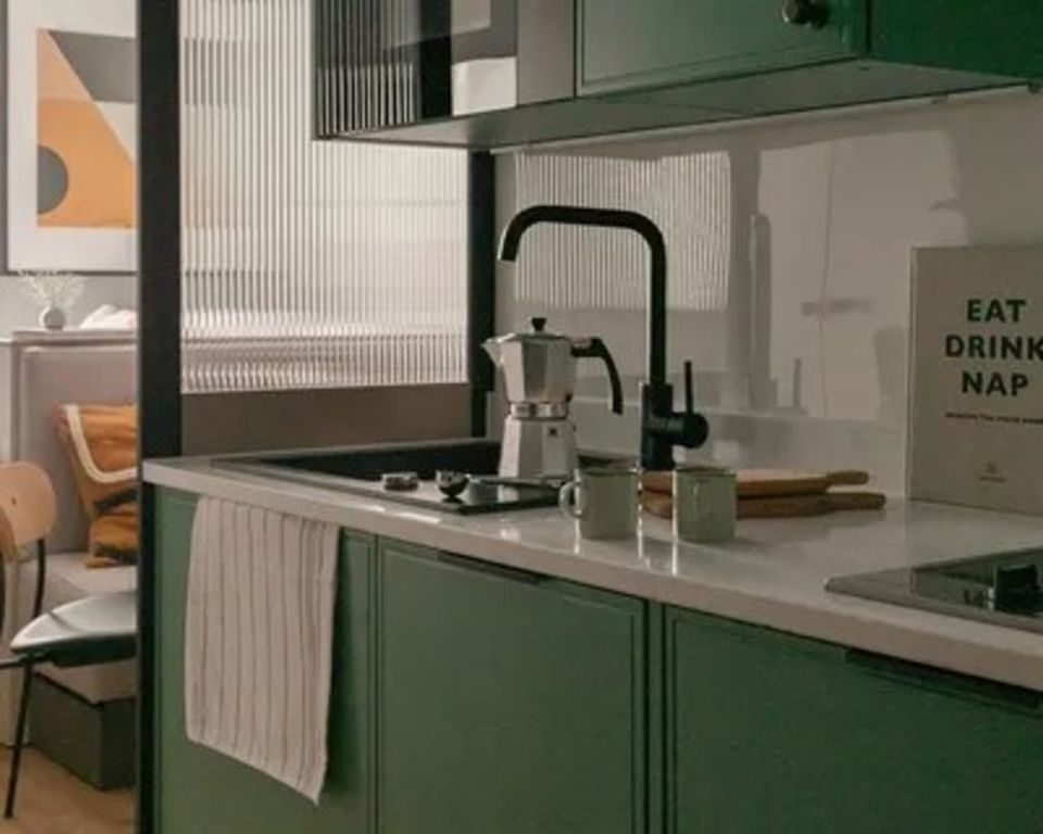 Property photo 3 of 22 Kitchen