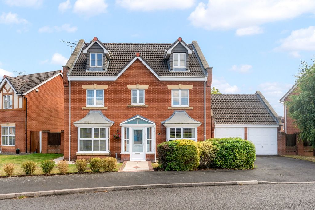 Property photo 1 of 86