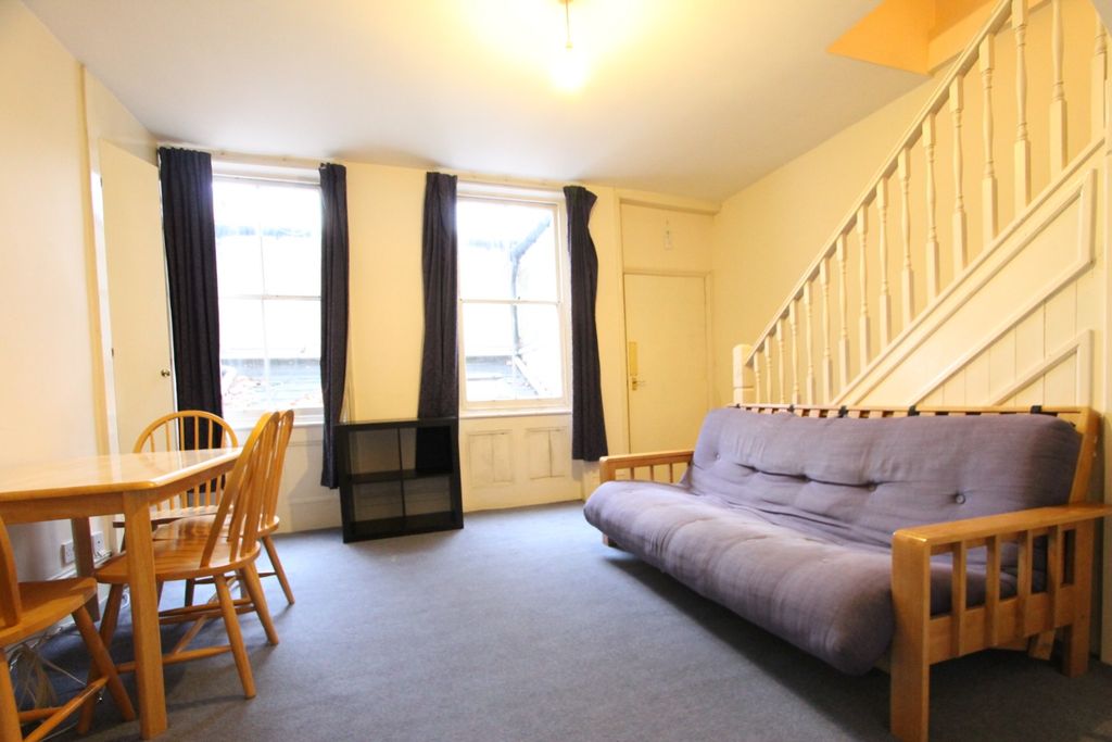 Property photo 1 of 11 1171661