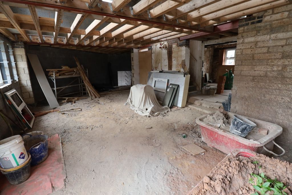 Property photo 3 of 14 Photo 3