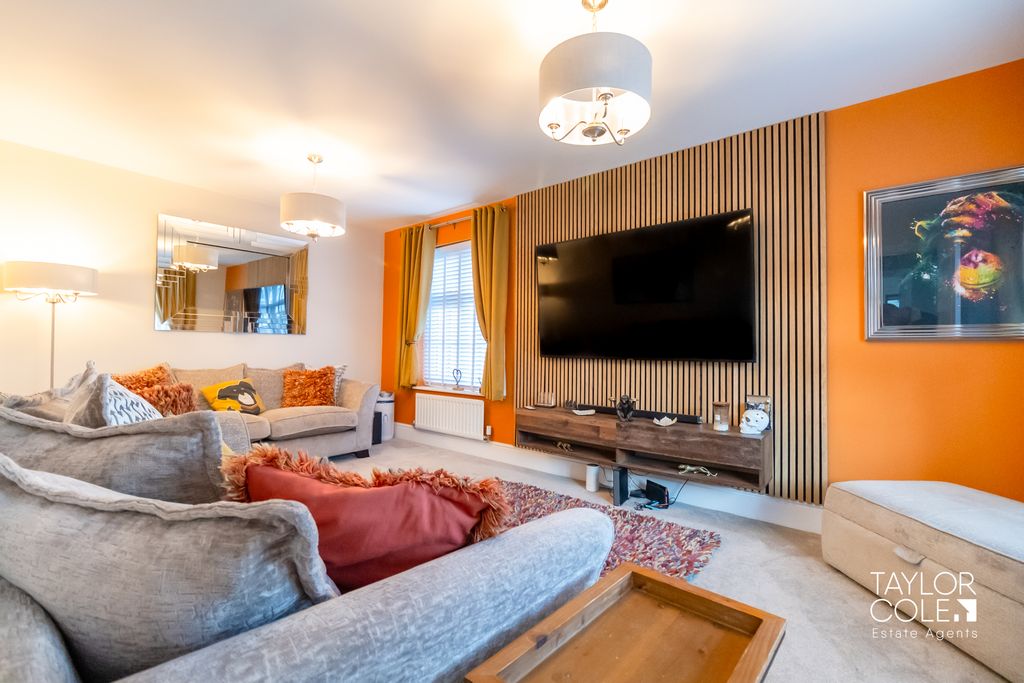 Property photo 3 of 30