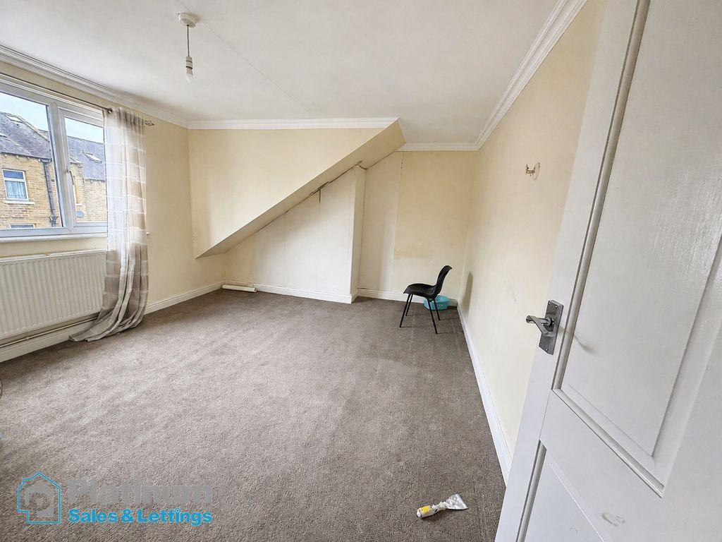 Property photo 3 of 7 Photo 1