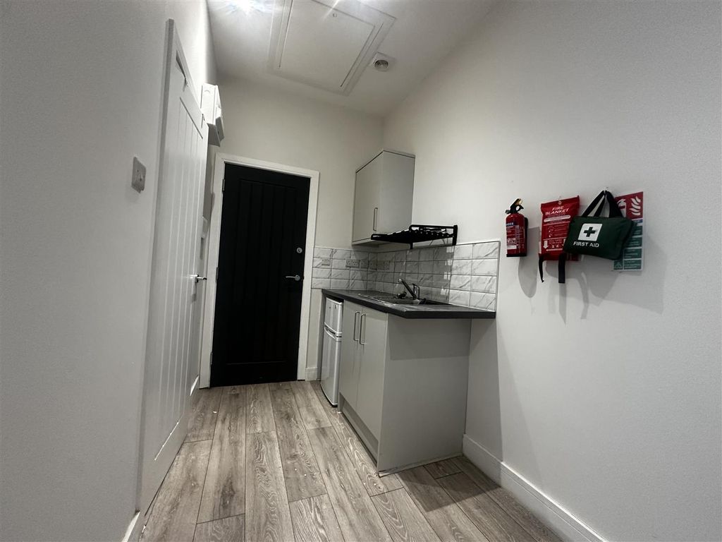 Property photo 3 of 9 Img_6432.Jpg