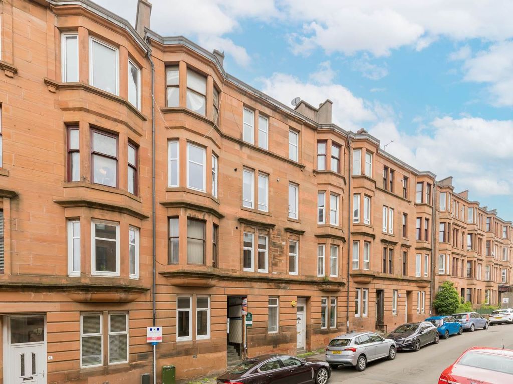 Property photo 1 of 9 78812_Apsleyst-001