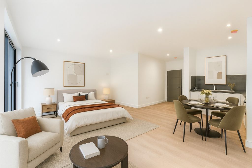 Property photo 1 of 5