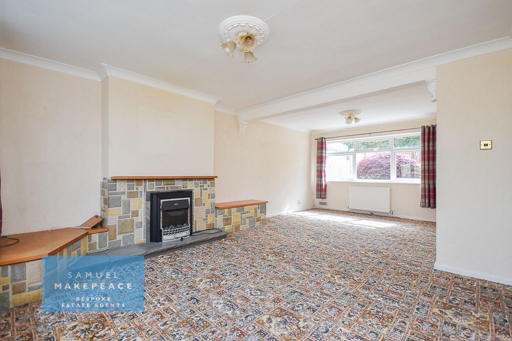 Property photo 3 of 19 Gallery