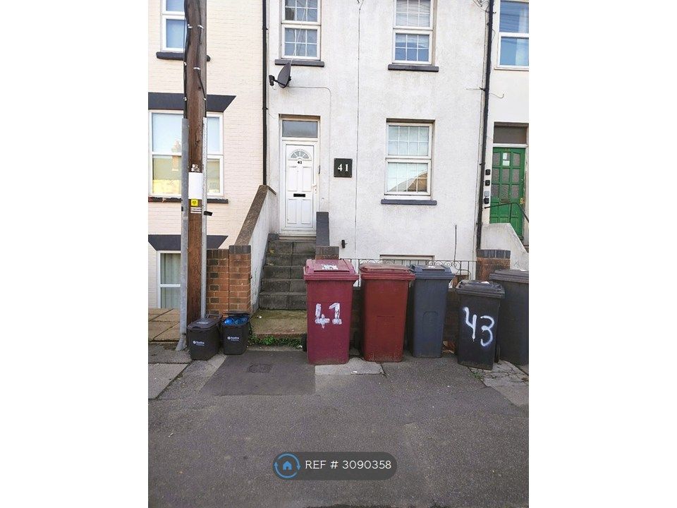 Property photo 1 of 12 Off-Street View