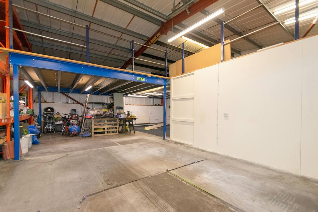 Property photo 2 of 6 1.Jpg