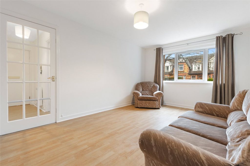 Property photo 2 of 19 Picture No. 09