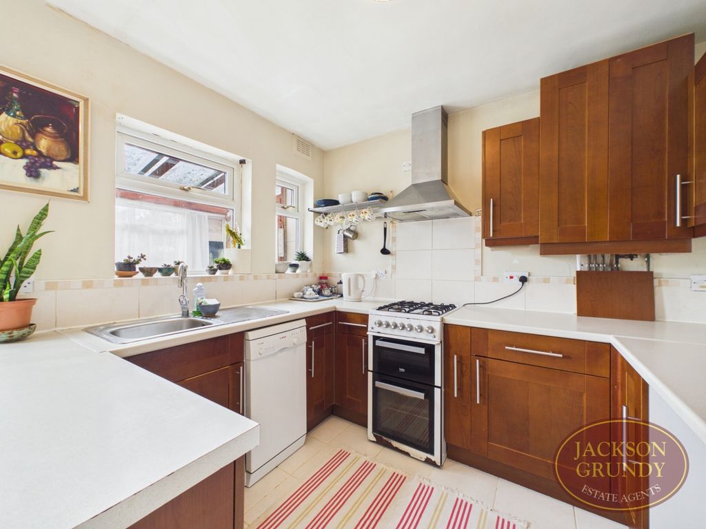 Property photo 3 of 18 Briton Road