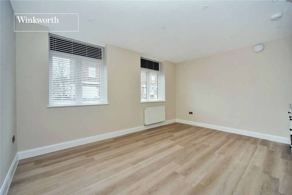 Property photo 2 of 11 Picture No. 04