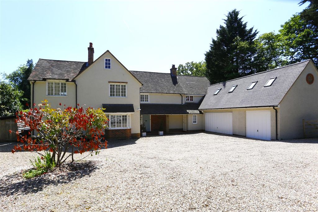 Property photo 1 of 26