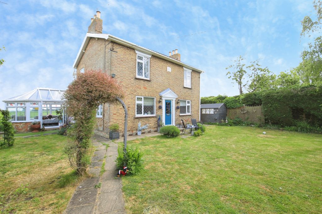 Property photo 1 of 26