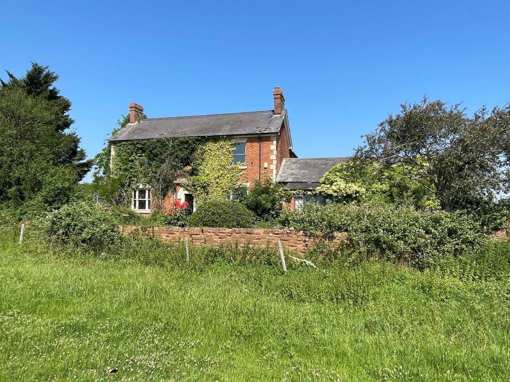Property photo 1 of 29