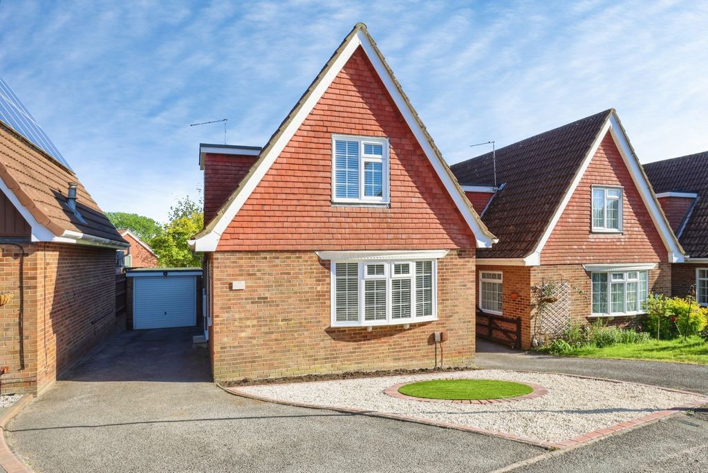 Property photo 1 of 20 Exterior