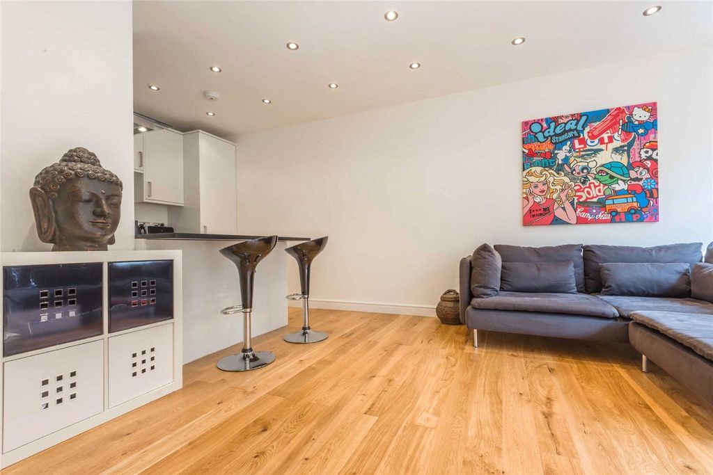 Property photo 2 of 12 Picture No. 01