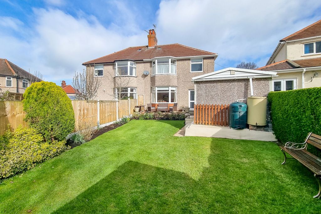 Property photo 3 of 17