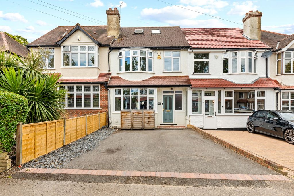 Property photo 1 of 36