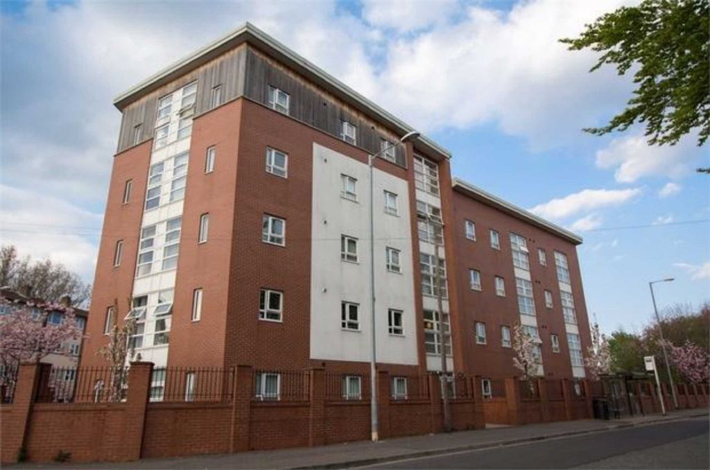 Property photo 1 of 16 Picture No. 04