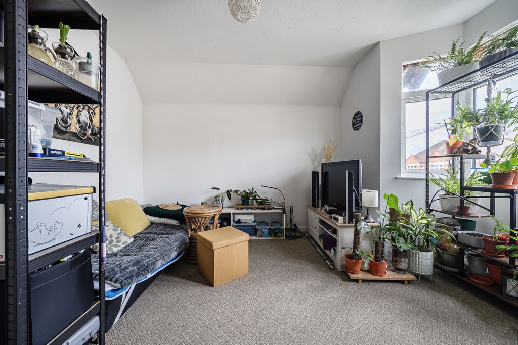 Additional image 8 of 1 bed flat for saleForlease Rd, Maidenhead SL6