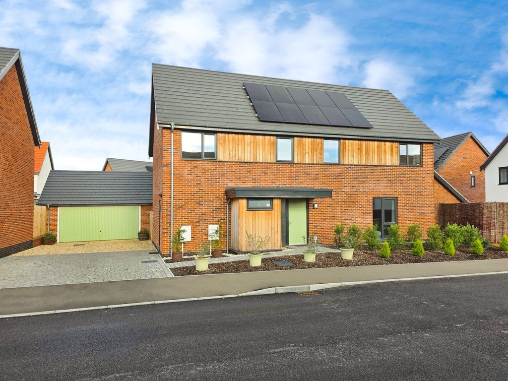 Property photo 1 of 27