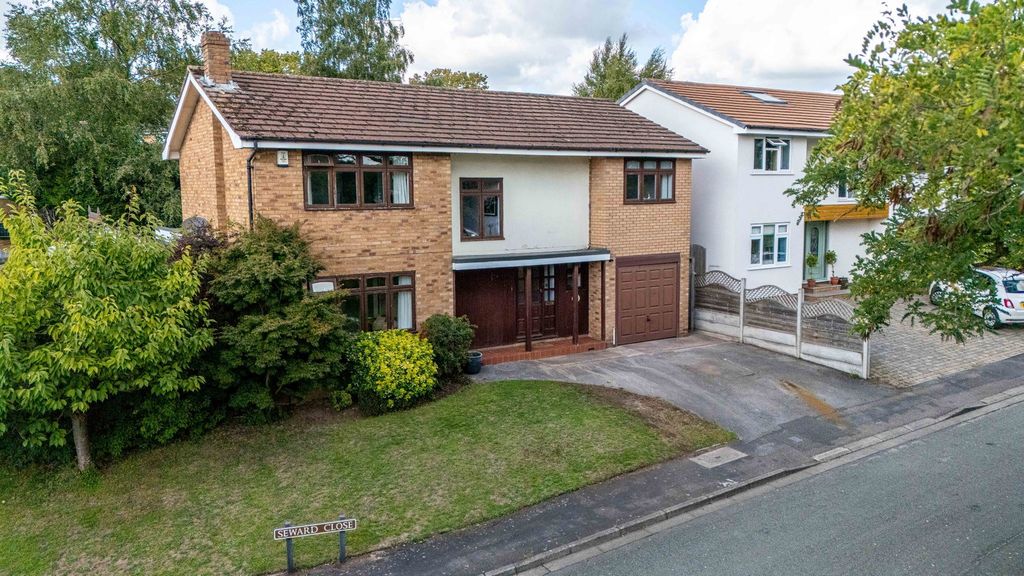 Property photo 1 of 32