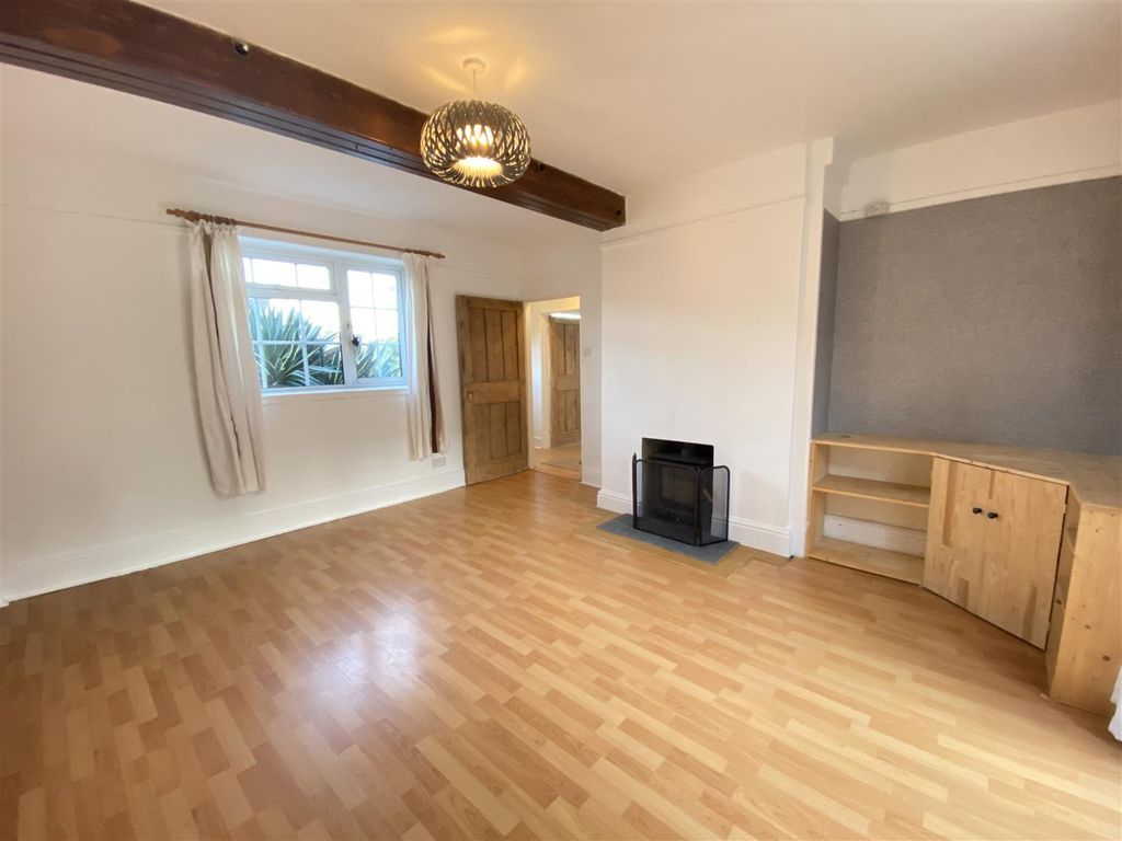 Property photo 3 of 22 Living Room