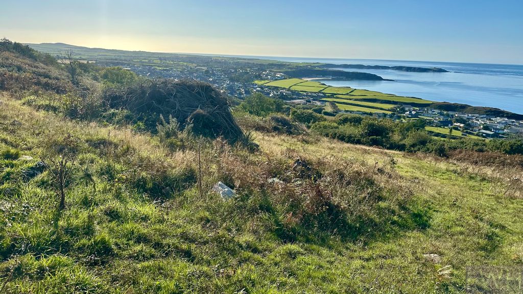 Property photo 3 of 4 Land