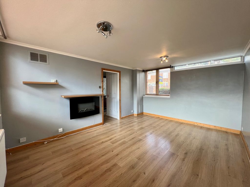 Property photo 3 of 11 View