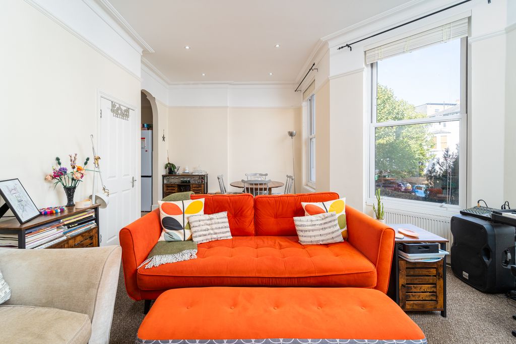 Property photo 3 of 12 Ndb04046-Edit