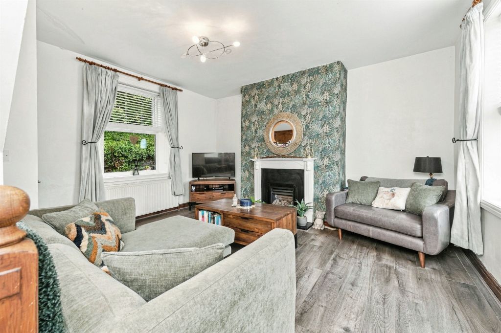 Property photo 2 of 11