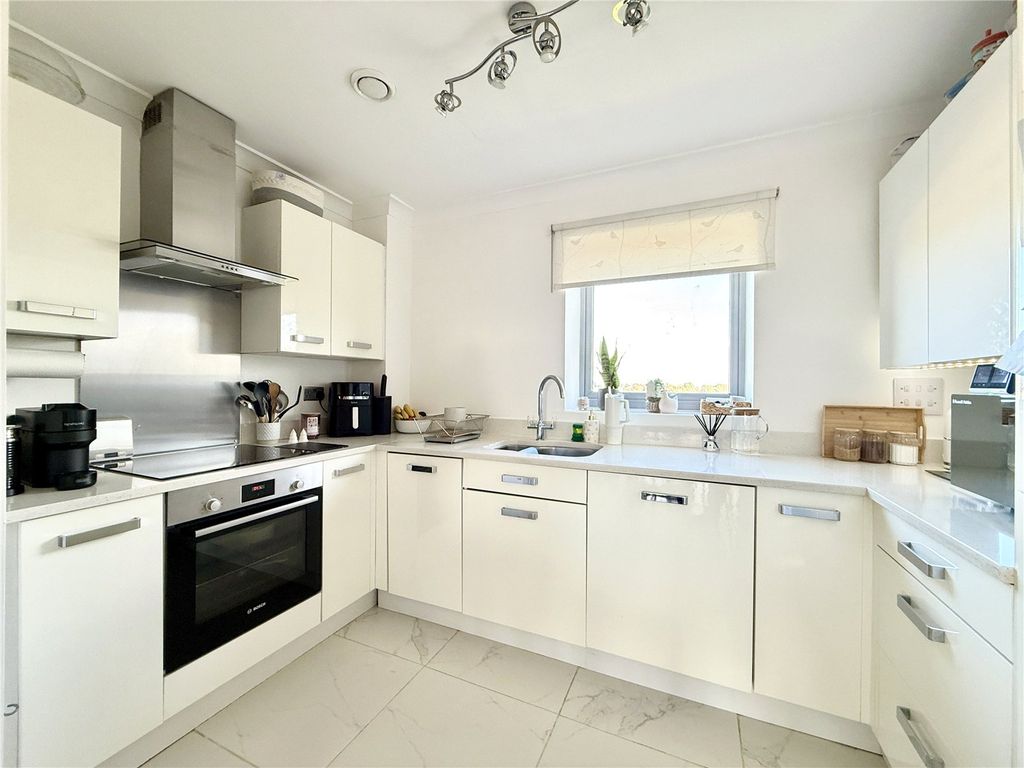 Property photo 3 of 17 Picture No. 47