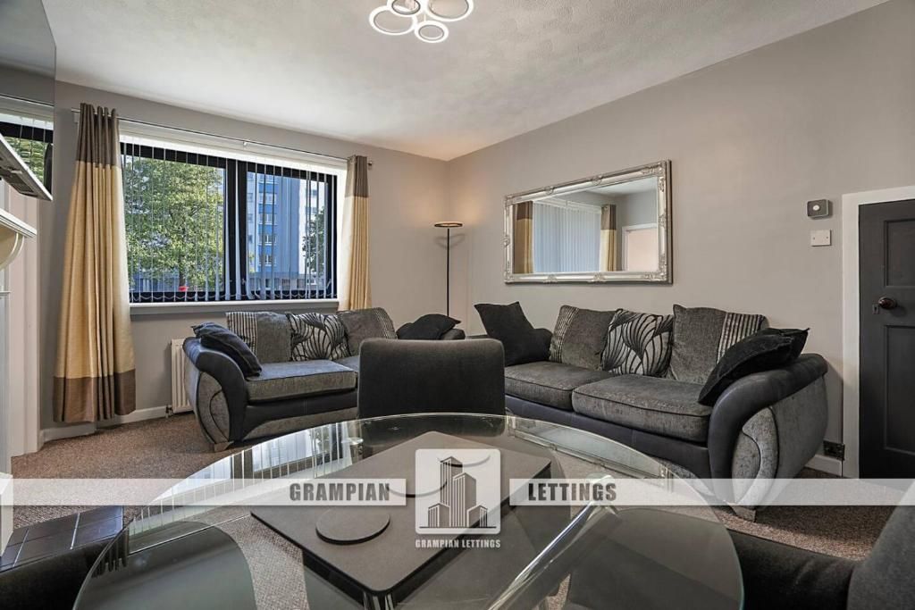 Property photo 1 of 26