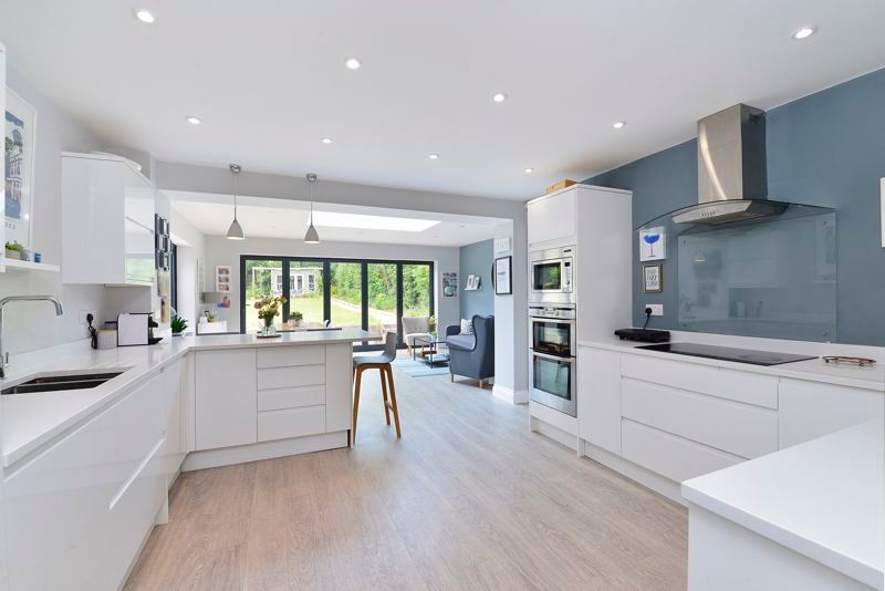 Property photo 3 of 23 Photo 8