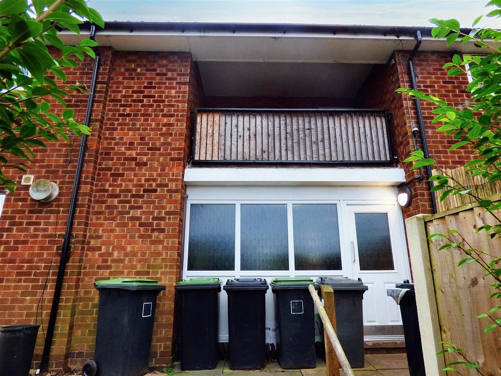 Property photo 1 of 14 Front.Jpg